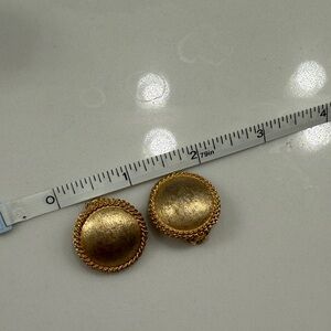 Elegant Gold-Tone Women's Earrings